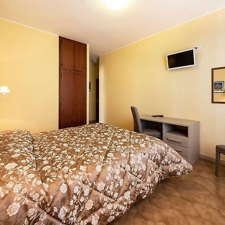 Hotel Aurelia Таркуїнія Екстер'єр фото
